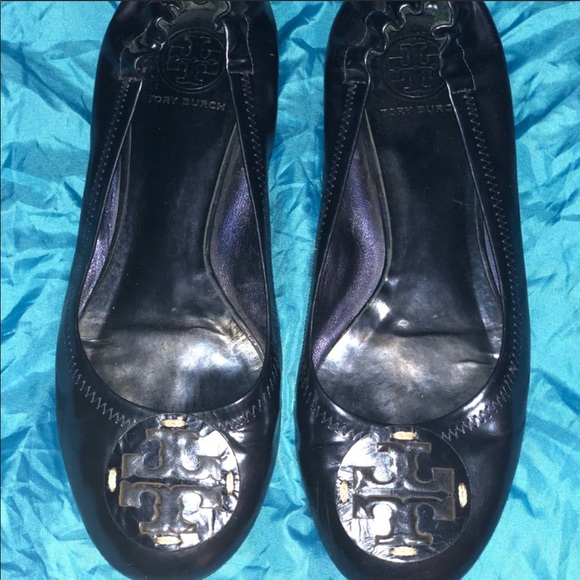 TORY BURCH Patent Leather Reva Scrunch Ballet Flat - Picture 7 of 7